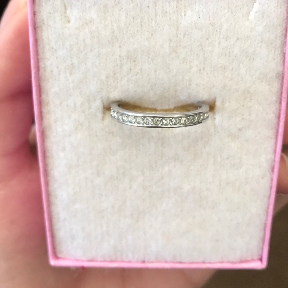 Swarovski ring - Picture 3 of 5